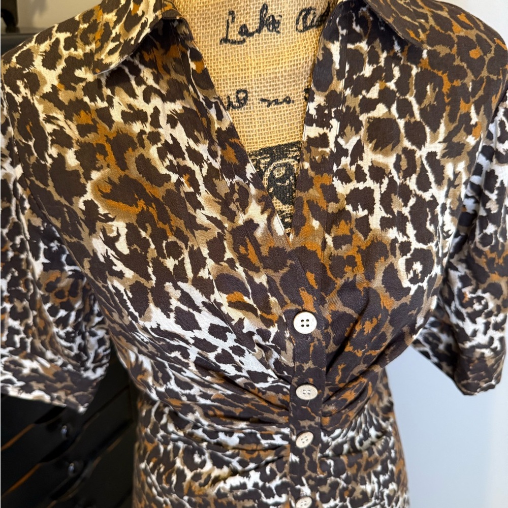 Veronica Beard Brown Leopard-Print Button-Front M… - image 6